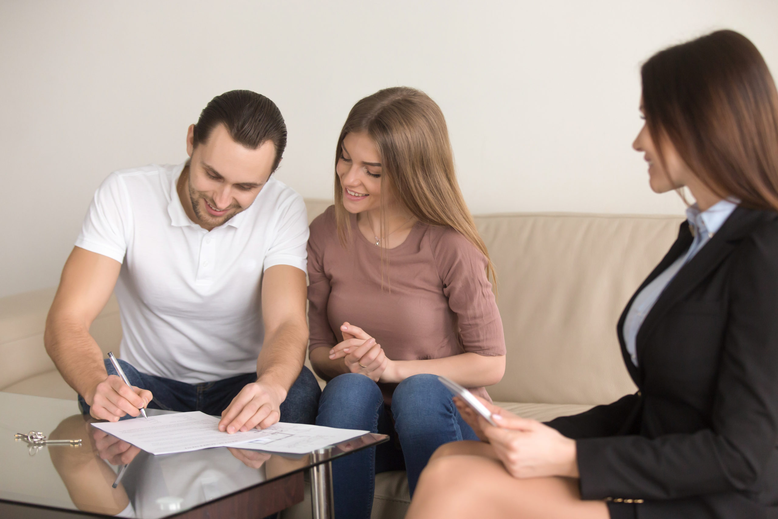 What is Tenant Screening and How to Do It Legally