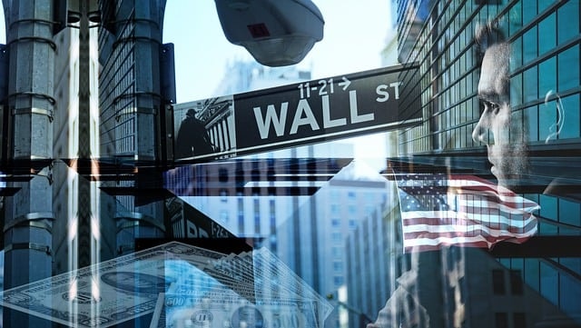 The wall Street sign